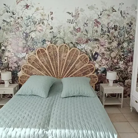 Hibiscus Guest house *